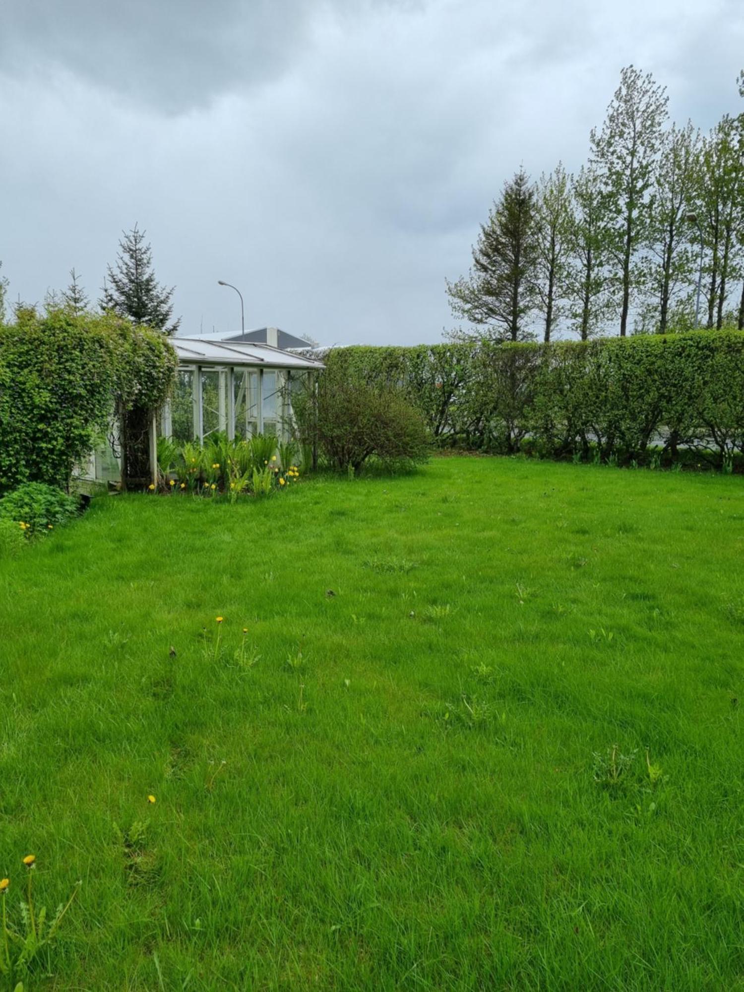 Spoi Guesthouse Hvolsvöllur Exterior foto